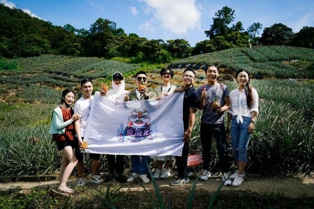 飞跃伶仃洋丨摘菠萝、品美食、看美景……100多名深圳车友到中山神湾打卡