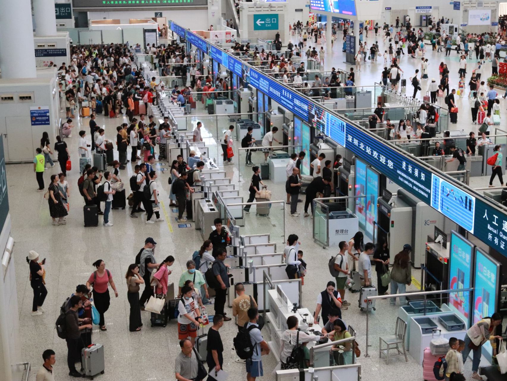 迎战暑运筑牢安全防线，深圳铁路7月旅客到发量超1600万   