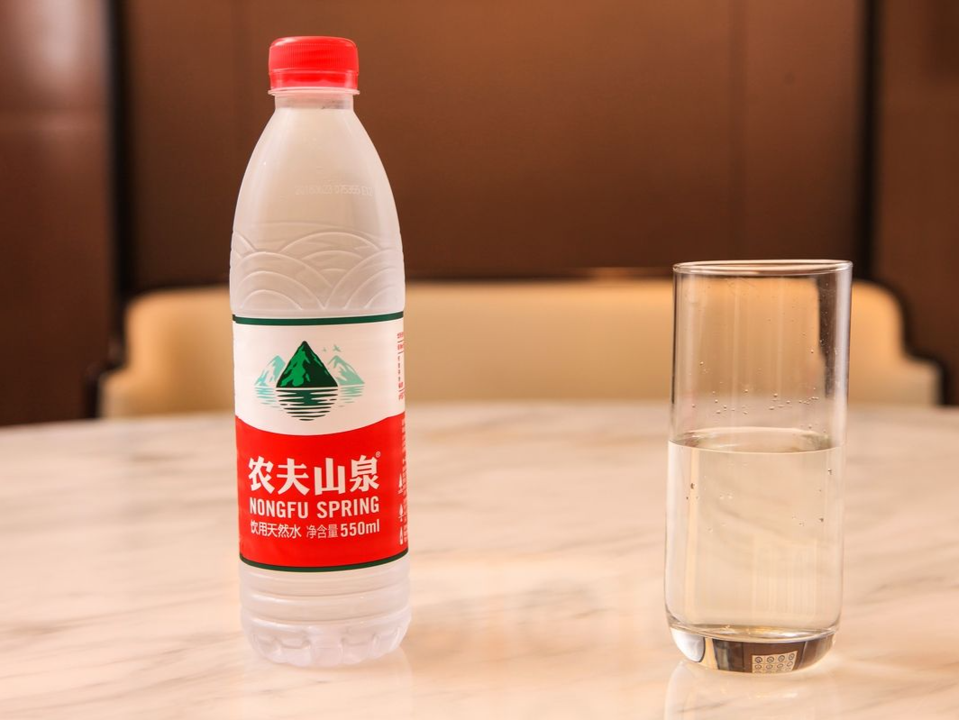 农夫山泉钟睒睒公开发声，回应市场关心诸多问题