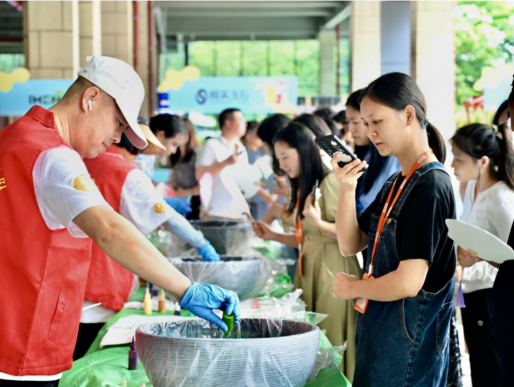绿景社区开展企业文化互动日活动