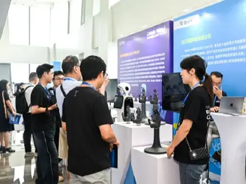 深政观察｜智能机器人的“最后一厘米”之争