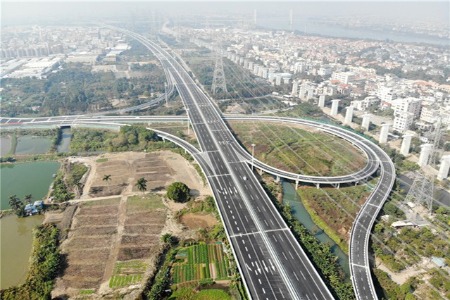中山：全力推进“9+2”道路沿线环境整治和风貌提升工作