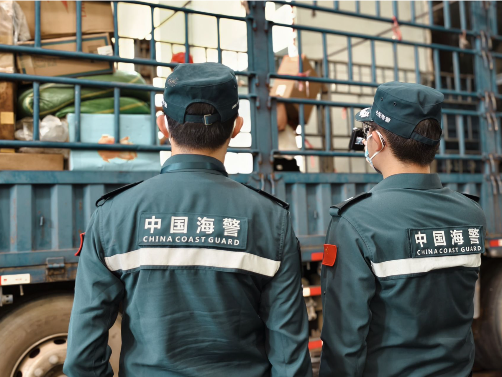 惠州海警联合相关职能部门公开销毁价值8000余万元罚没烟草
