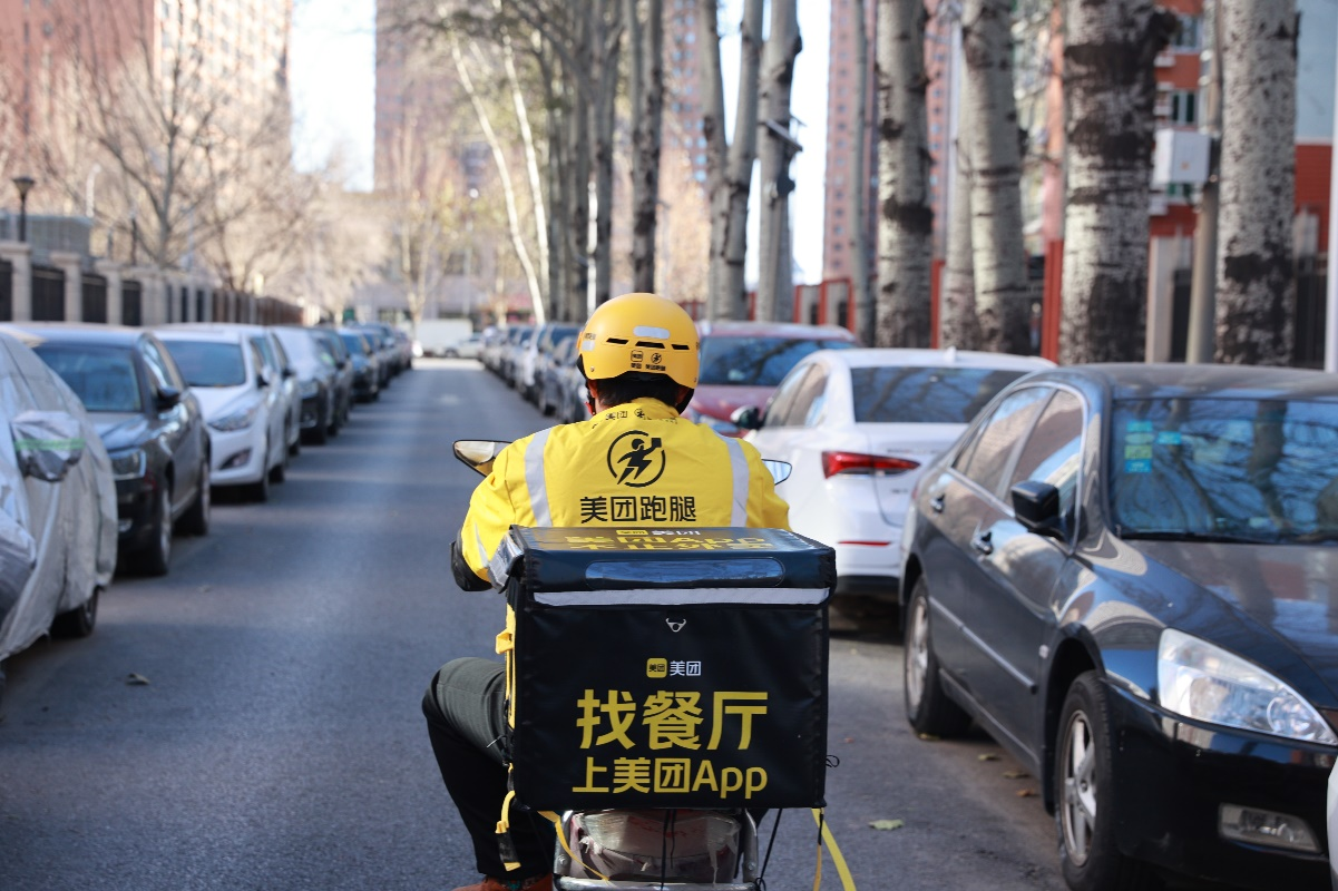 杭州多位外卖骑手被封号？美团紧急回应：谣言