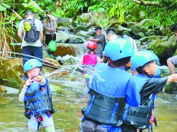 晶报特别报道 | 溯溪，穷水之源而登山之巅