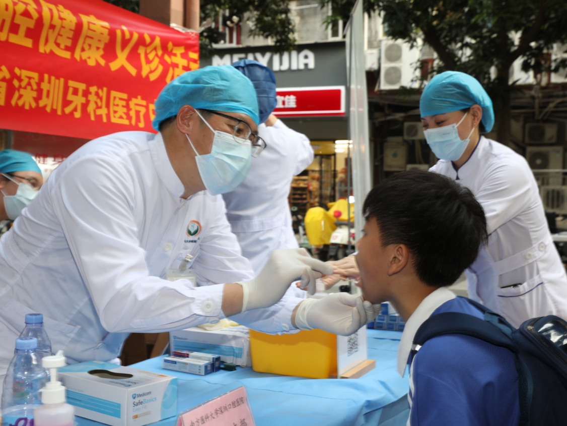 近40年看牙镶牙经历结下医患情 九旬澳籍华人致信感谢深圳医生