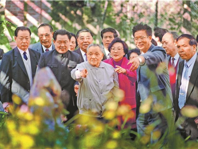 小平同志两次视察深圳，深圳特区报3位老报人深情回忆
