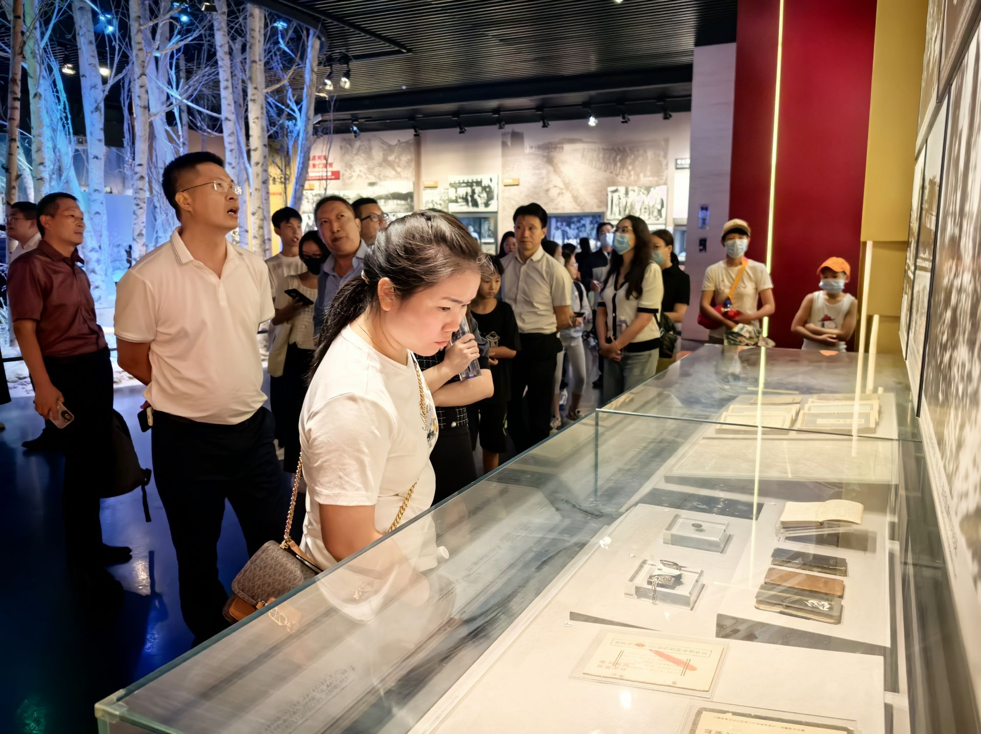 深圳驻京办开展党建交流研讨活动