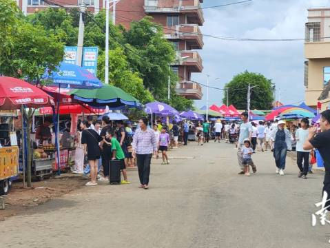 游客太多全红婵不敢回家？当地：没这回事，欢迎参观