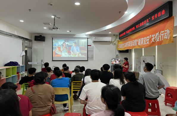 朗下社区开展“弘扬传统美德，树立清廉家风”宣传活动