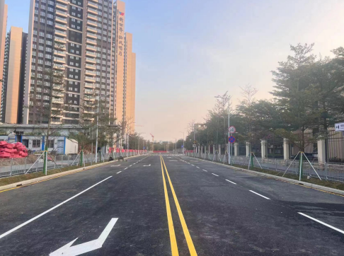 松岗街道党建引领高质量建成一批道路 交通工程