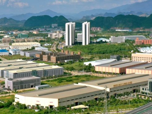 （申请驳回，跟深圳无关）上半年地区生产总值219.2亿元，英德市县域经济高质量发展成效凸显