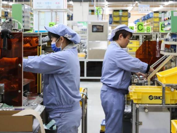 三十一省份经济“半年报”发布 地区经济运行总体平稳 