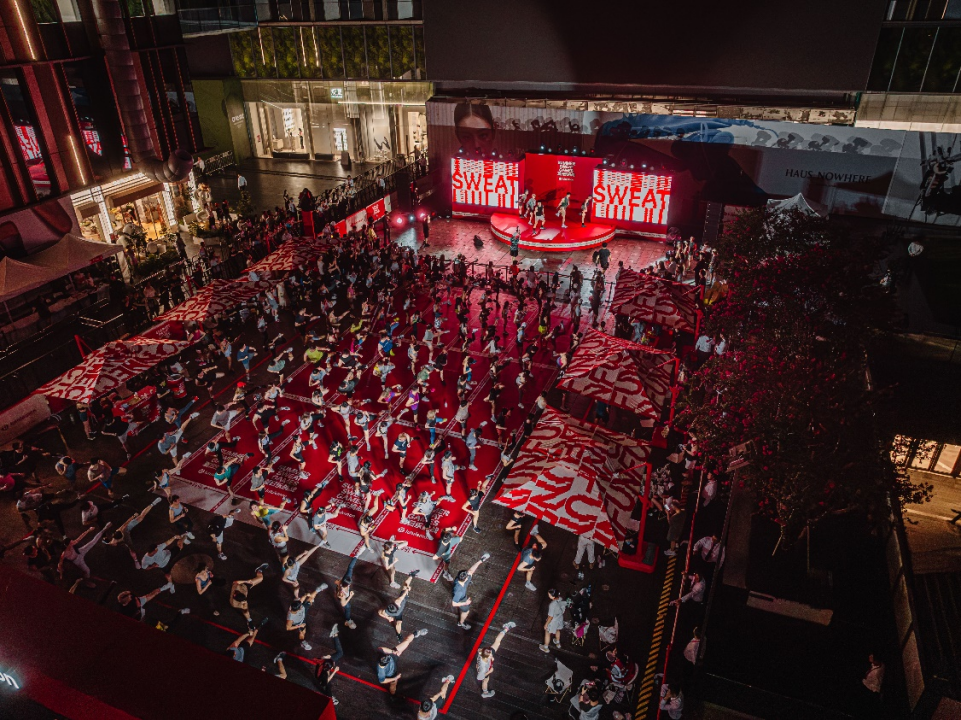 ​lululemon“夏日乐挑战”区域赛于深圳万象天地热汗出击，争逐总决赛最终席位  