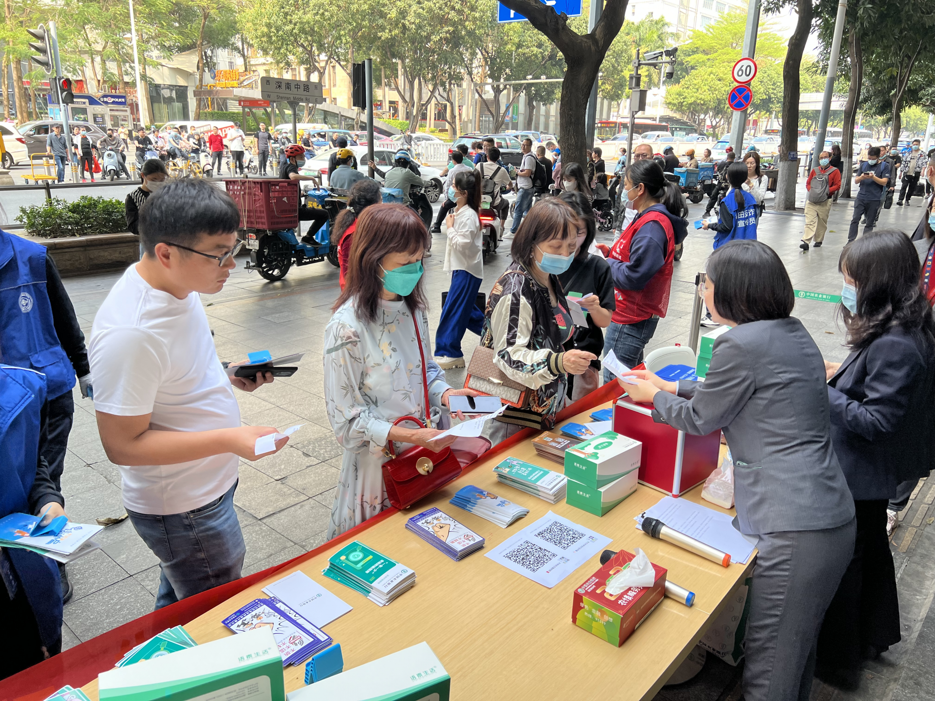 农行深圳分行：坚守金融为民初心 筑牢金融反诈“防火墙”
