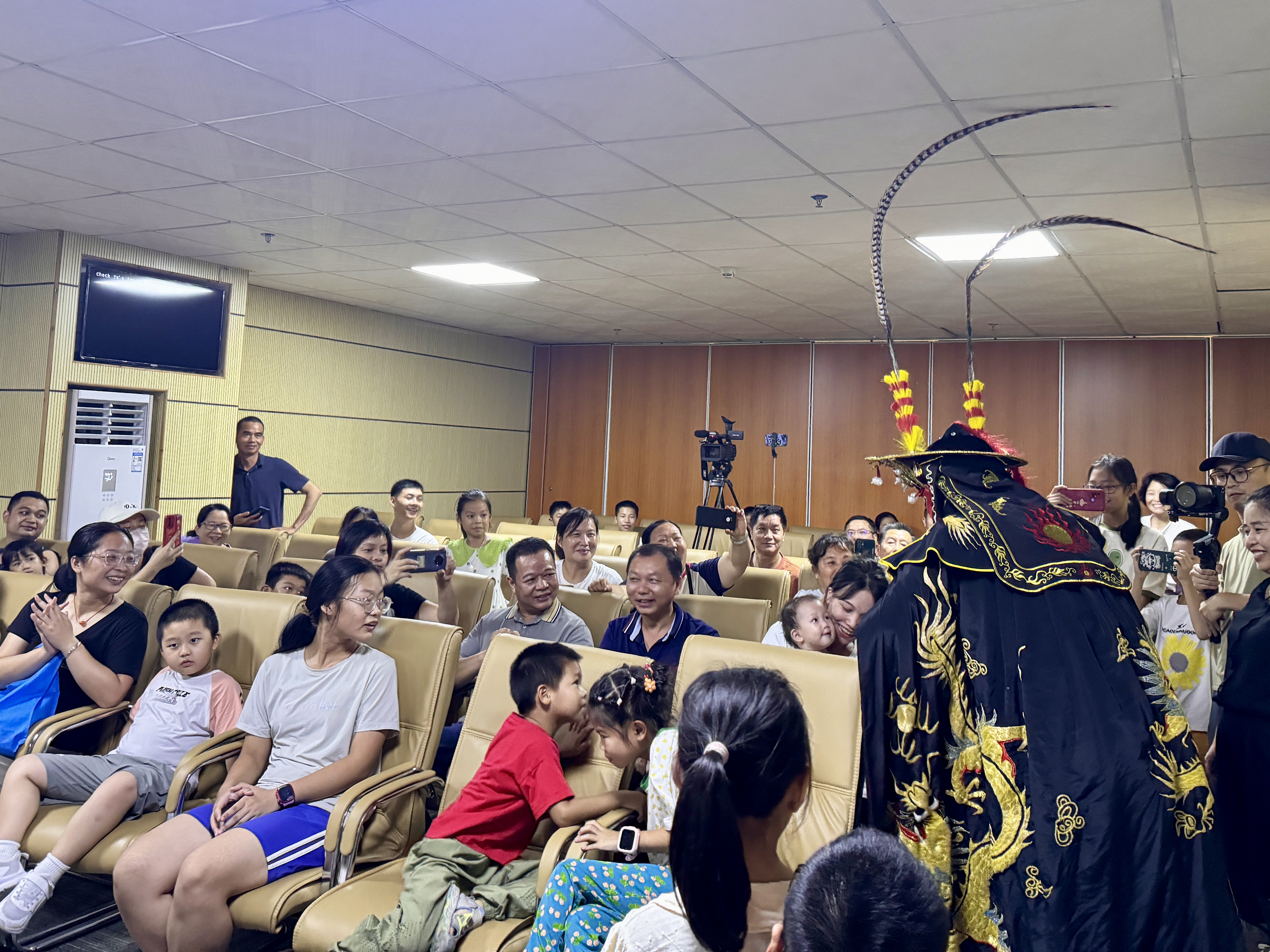 好戏连台展风采，宝安“博享非遗奇妙夜”迎来精彩收官