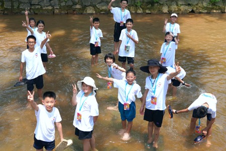 “红+蓝”中山深圳两地青少年融合研学夏令营圆满落幕