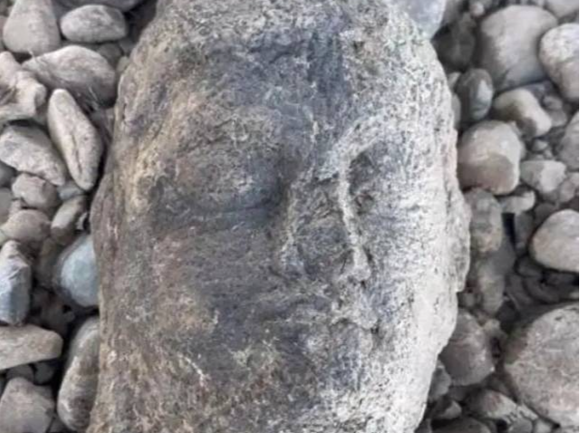 钓鱼佬“钓”到佛头？龙门石窟：初步鉴定为唐代佛头 