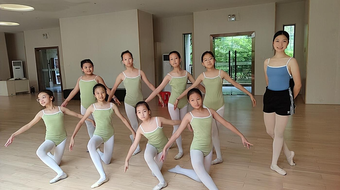 “Z世代”榜样！17岁，她为城中村女孩开设公益课堂
