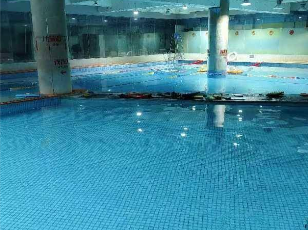 办卡仅限45岁以下学士学位女性？涉事游泳馆回应
