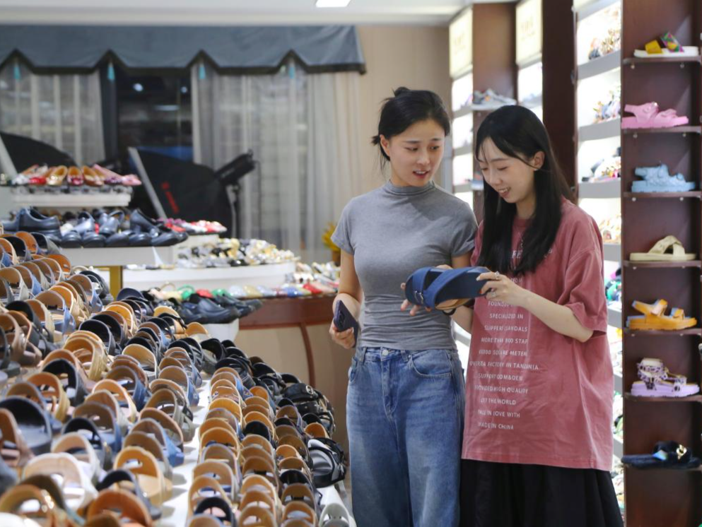 奥运带火“中国塑料时尚鞋之都”，揭阳鞋品热销全世界170多个国家和地区