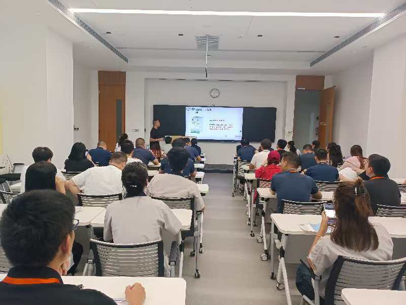 坪山开展“筑牢防线，共拒滥用”禁毒宣传活动