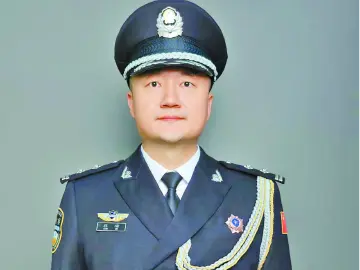 城市英雄 125期 | 深圳警队群英之食药环侦支队民警蒋瑞：守护人民群众“舌尖上的安全”