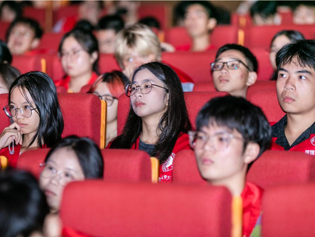 “深圳志愿宣讲团”深圳大学专场宣讲举行