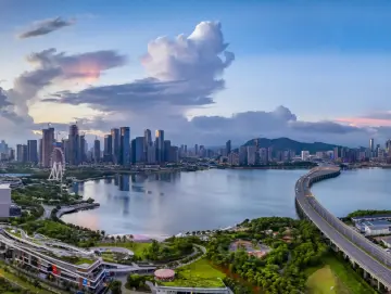 新动能加速培育 新赛道多点开花——2024年深圳经济高质量发展月度述评之八
