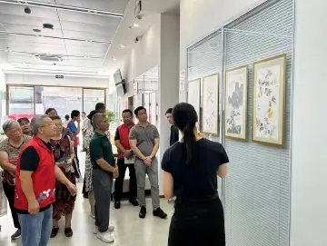 点亮传统文化之光，愉天社区举办社区书画展
