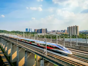 中国高铁，复兴道路上的亮丽名片 | 奋进强国路 阔步新征程