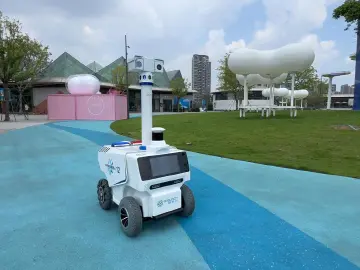 晶报特别报道 | 挖掘新场景、寻找新市场、开辟新赛道！龙岗“我帮企业搭场景”：PLUS版搞出新意思
