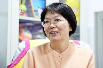学生都爱给中山这位老师写小纸条！背后故事很暖→