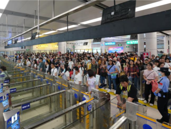深圳湾口岸刷新客流纪录！今年以来查验出入境人员逾2600万人次
