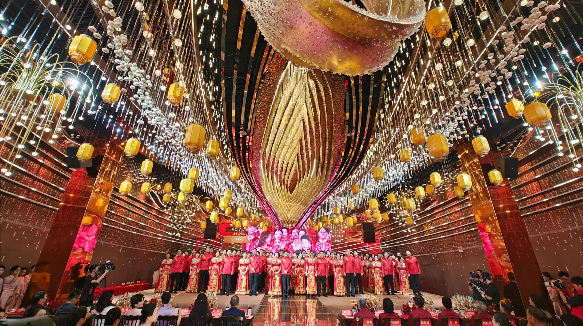 家国同庆，深圳75对新人共缔良缘！