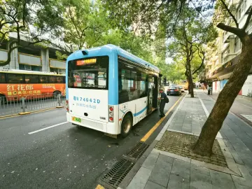深圳新能源城市公交车及动力电池更新、老旧营运货车报废更新补贴申领指引发布
