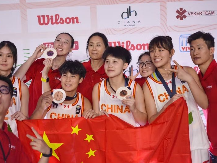 获世界杯铜牌！中国三人篮球U18国家女队刷新战绩
