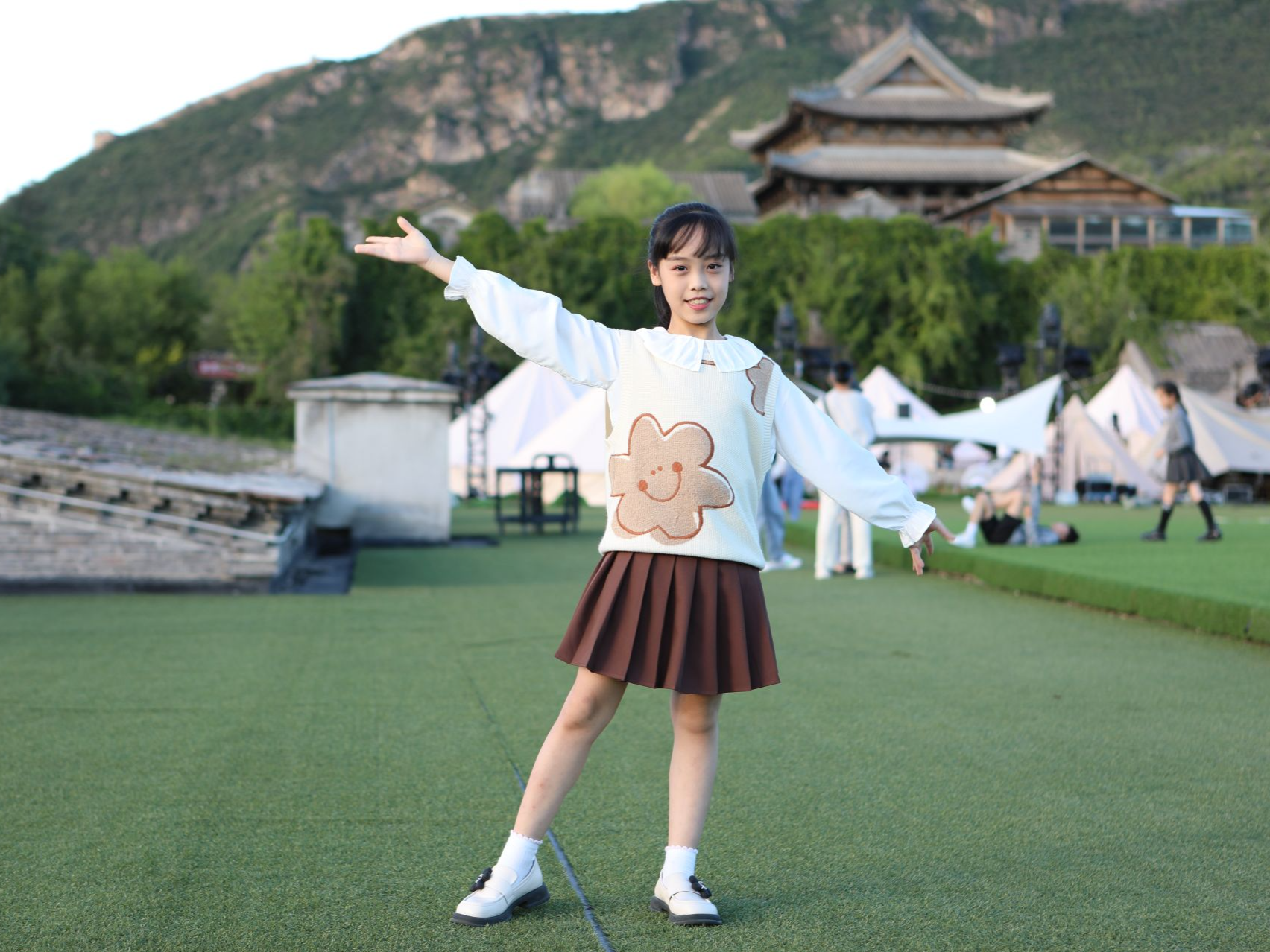 2024年度深圳新时代好少年｜舒安妮：文艺多面手 处处皆舞台