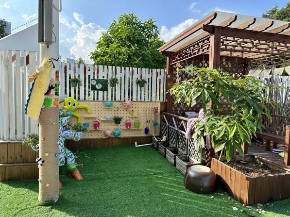 翠达社区开展“小花侠”城市修补行动