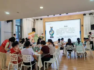 翠竹街道木头龙社区开展第六场女性赋能课堂