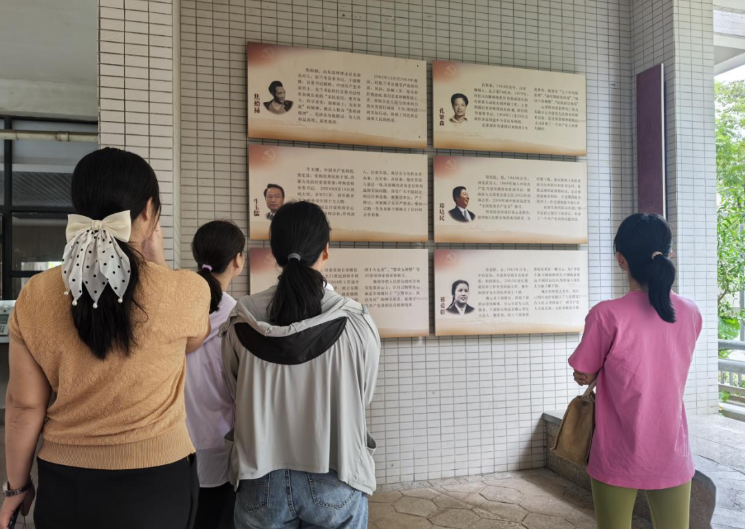 楼岗社区开展“兴正气家风，创美好家庭”廉政宣传教育活动