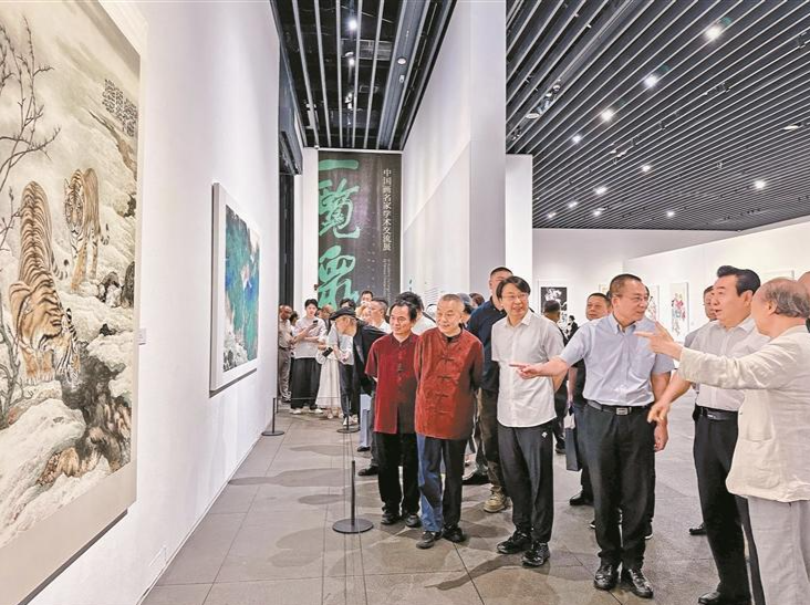 鹏城艺术展览持续上新 多元与先锋交相辉映