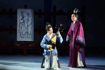 新版越剧《琵琶记》深圳热演，老戏新唱共享“文化大餐”