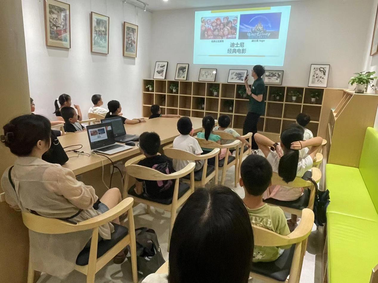 南园街道滨河社区开展绘本阅读活动，走进情绪斑斓世界