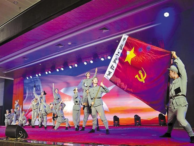 深圳大学传播学院：特色非遗“引进来” 红色剧目“走出去”