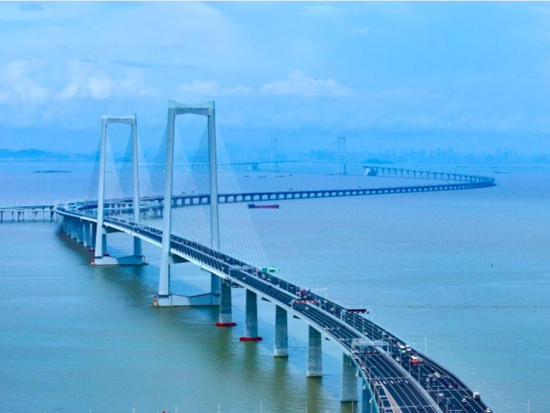 广东省交通运输厅发布2024年国庆节交通出行研判，预计9月30日为出行最高峰