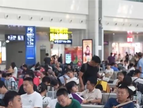 国庆假期火车票开售：热门线路车票紧俏 县域小众旅游热度升温