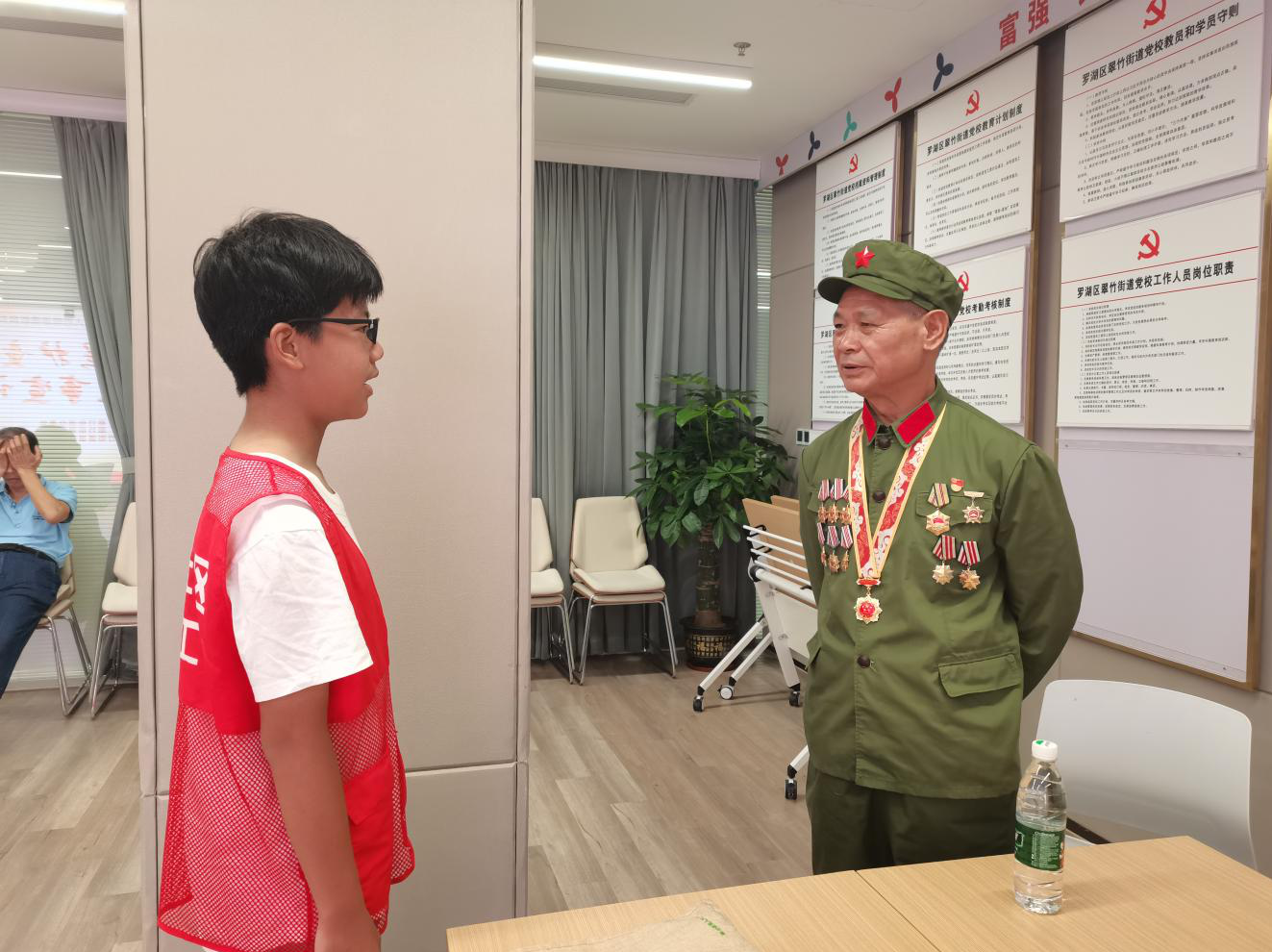 翠竹街道开展青少年爱国主义教育活动