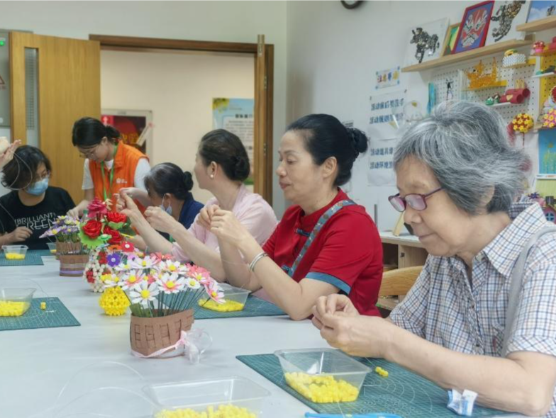 深圳市养老护理院开放日活动让长者流连忘返