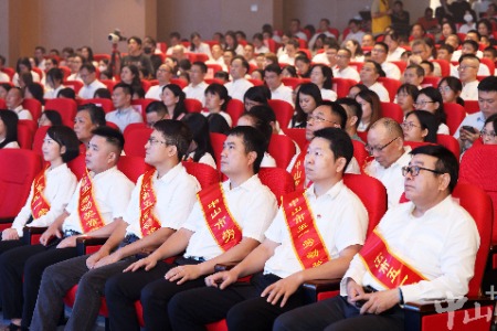 11位宣讲员轮番分享鲜活故事！“我与改革开放同行”百姓宣讲活动在中山举行